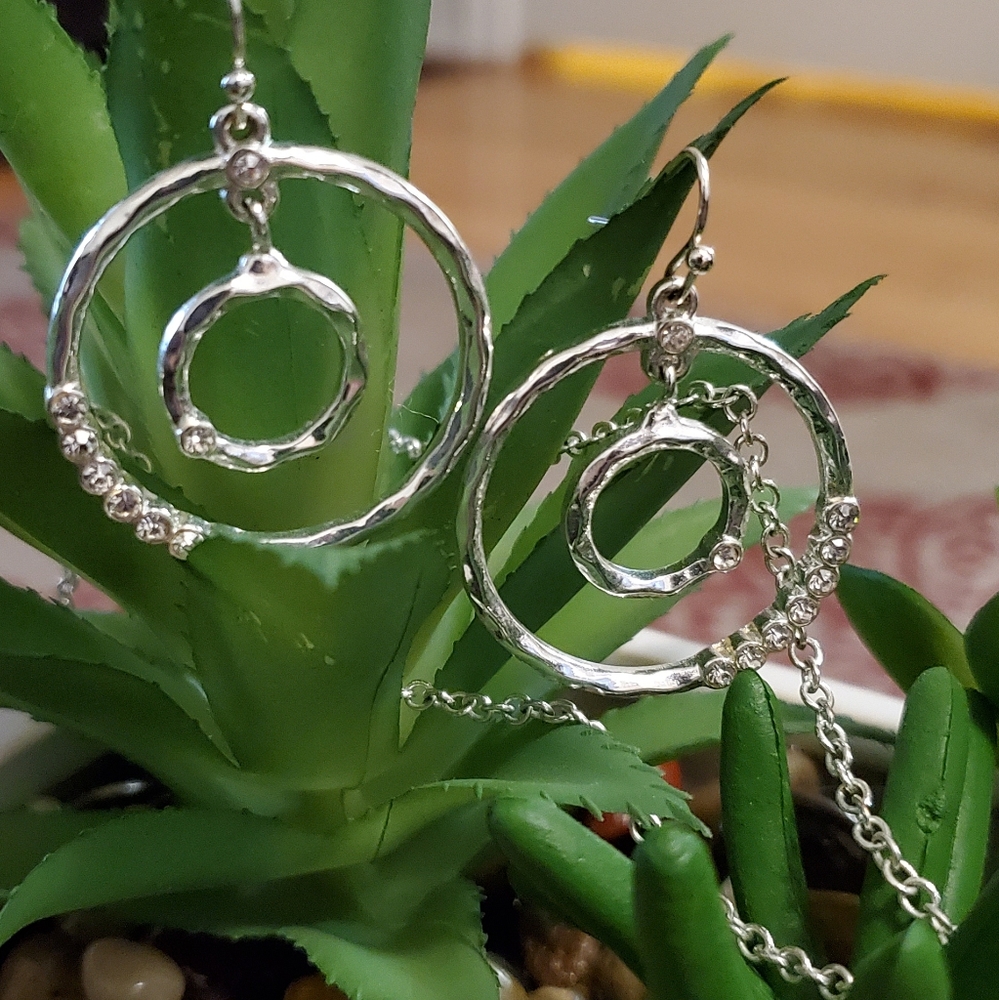 Jewelry Set - Picture 5 of 7
